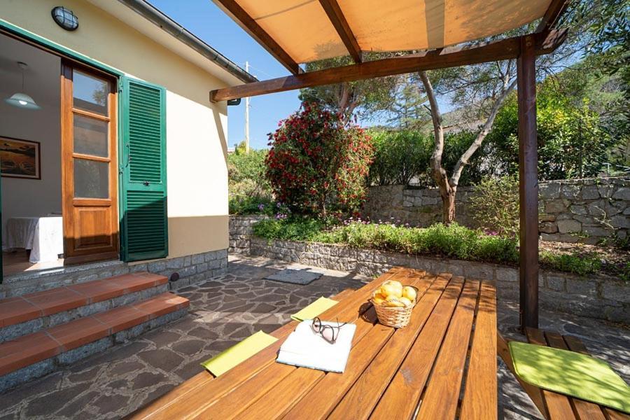 Da Angiolina Villa Marciana  Exteriör bild